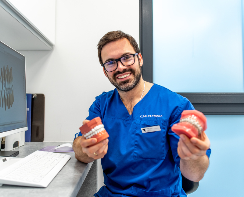 rodzaje aparat&oacute;w ortodontycznych - efekty noszenia aparatu ortodontycznego