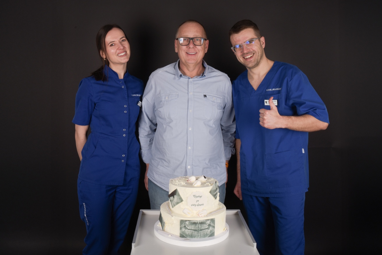 proteza na implantach - pacjent 